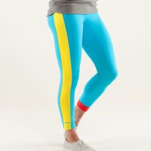LULULEMON COLORFUL LEGGINGS!
